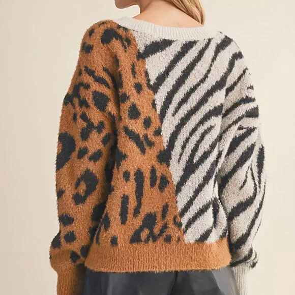 NWT LUXE Animal Print Drop Sleeve Sweater - Picture 4 of 9